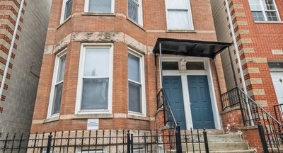2025 W Superior Street