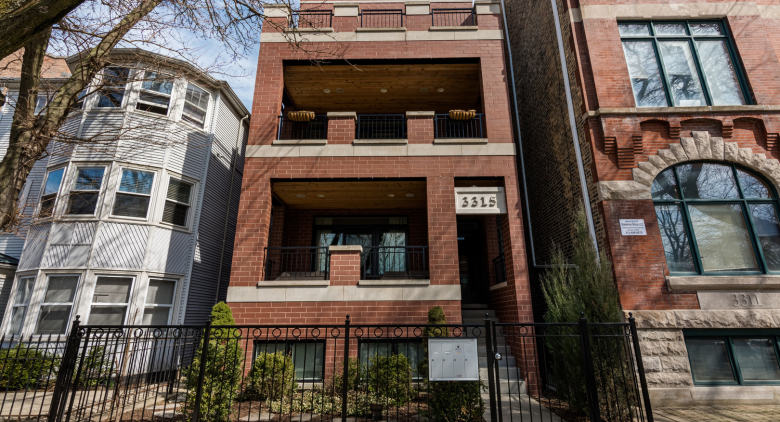 3315 N Seminary Avenue