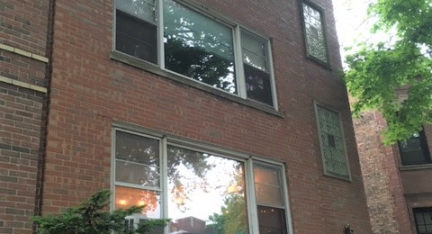 4208 N LEAVITT Street #2