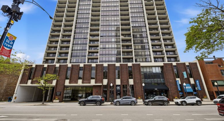 1636 N Wells St. #1011 photo 1