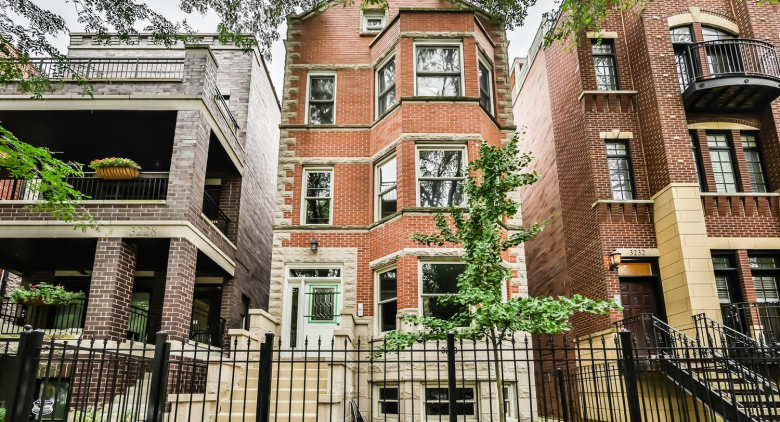 3230 N Seminary Avenue
