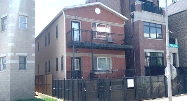 1327 W WALTON Street