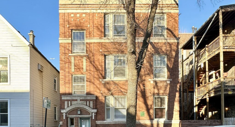 1406 W Cornelia Avenue