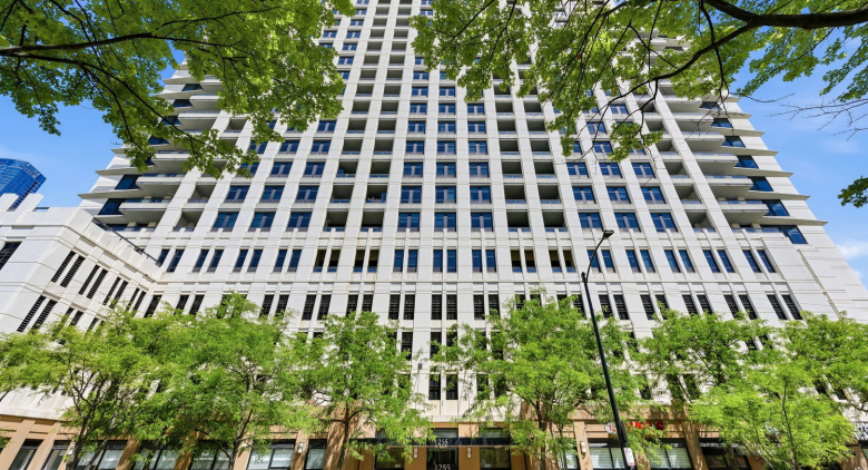South Loop apartment for rent