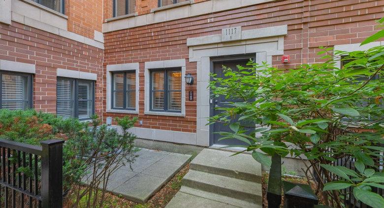 1117 W Monroe Street #8