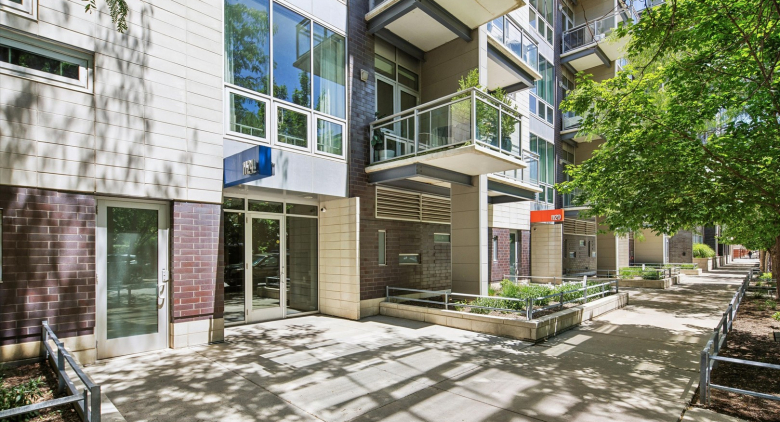 1124 W Adams St.