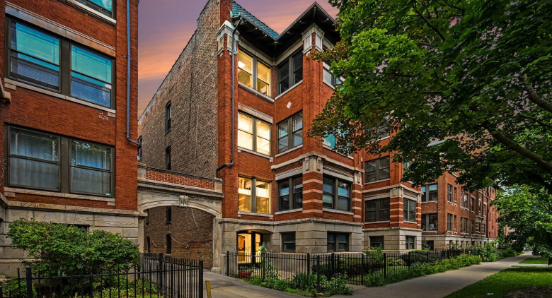 Hyde Park apartment for rent