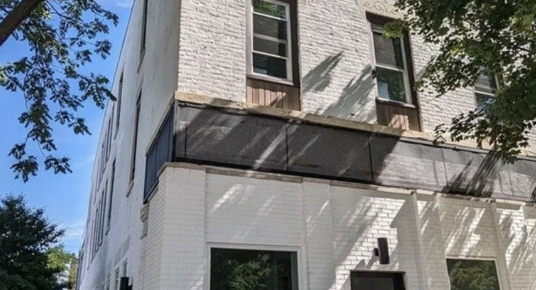 1236 W Hubbard St.
