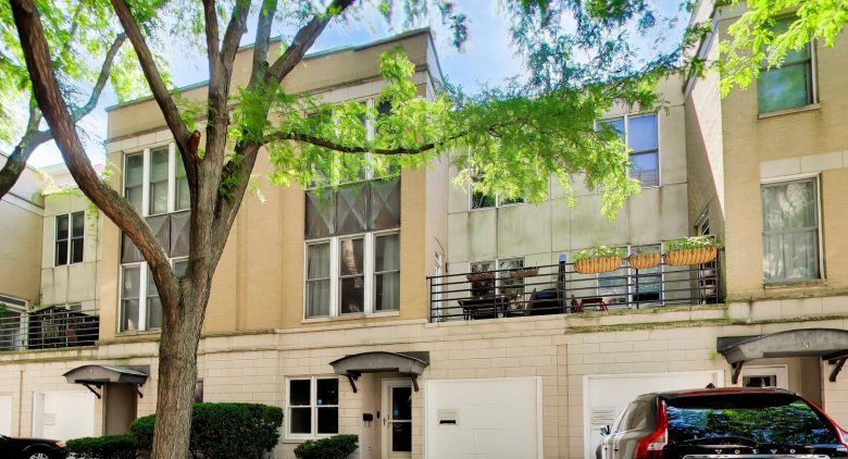 1537 S Michigan Ave.