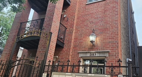 2113 W Gladys Ave.