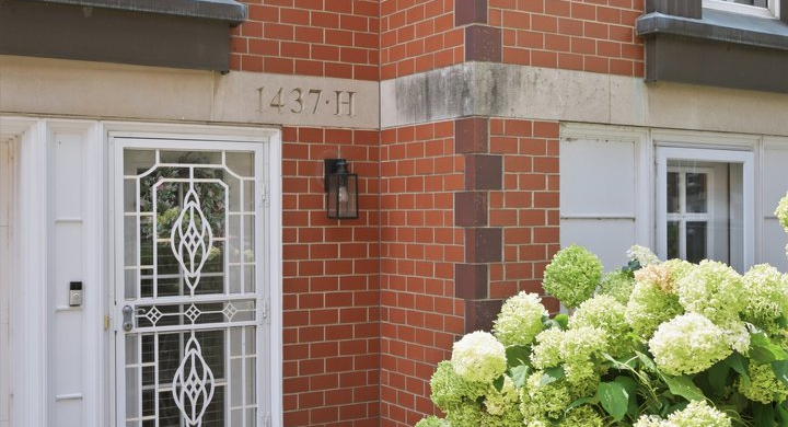 1437 S Plymouth Ct. #H