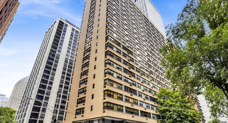 850 N Dewitt Pl.