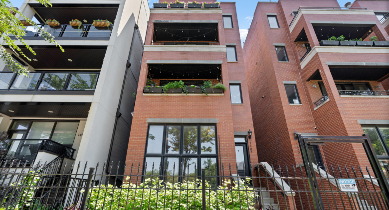 1461 W Grand Ave.