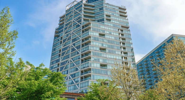 510 W Erie St. #805