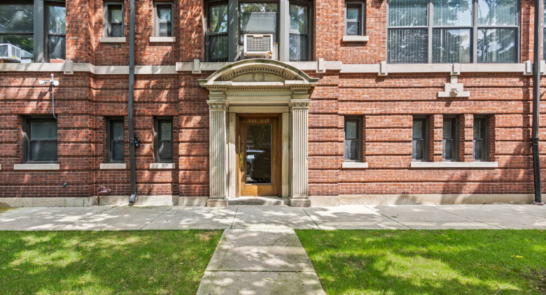 Hyde Park apartment for rent