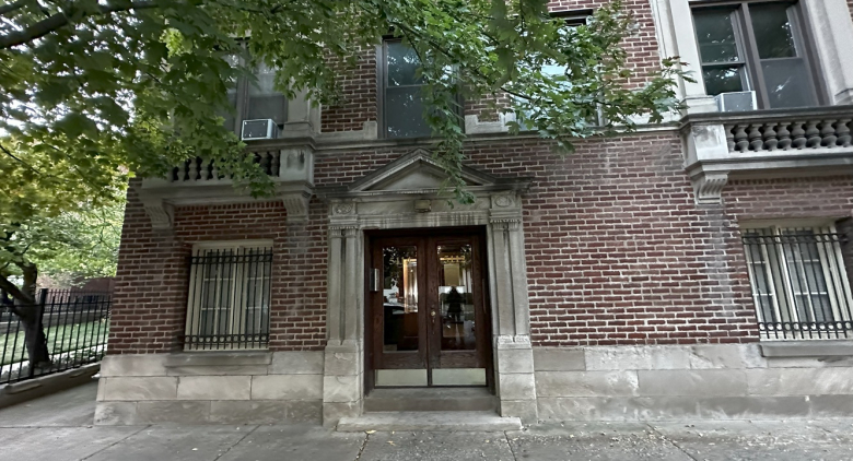 5114 S Woodlawn Ave.