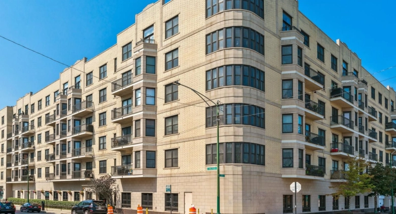Unit #400 at 520 N Halsted St.