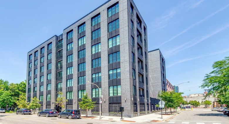 1400 W Monroe St. #5B