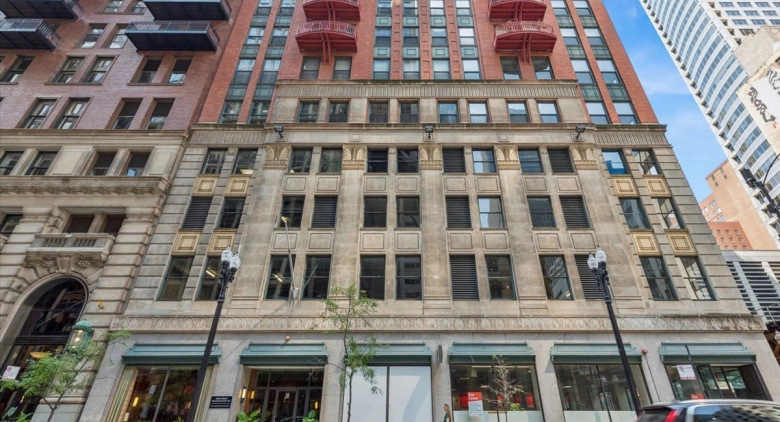 Unit #1405 at 208 W Washington St.