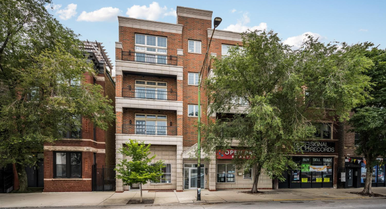 1347 N Ashland Ave.