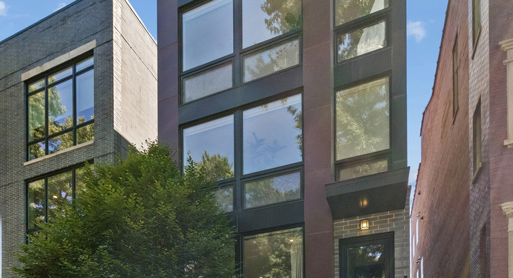 877 N Hermitage Ave.