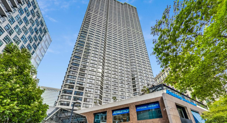River North apartment for rent