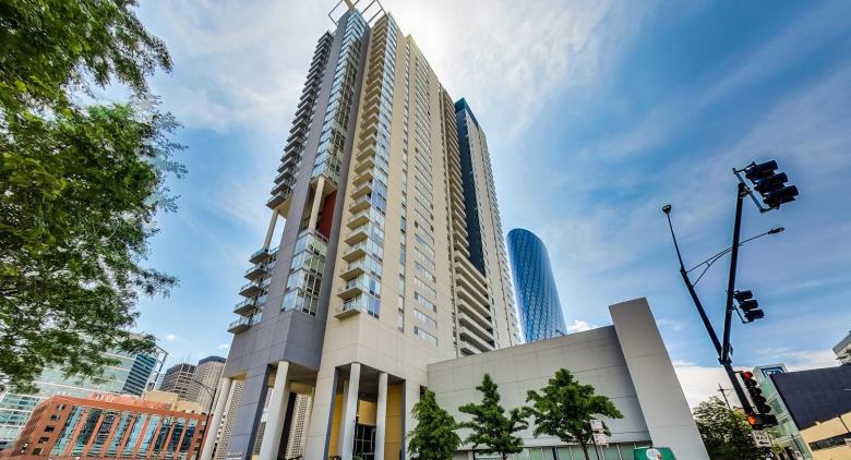 737 W Washington Blvd. #3304