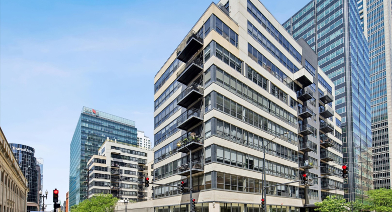 West Loop apartment for rent