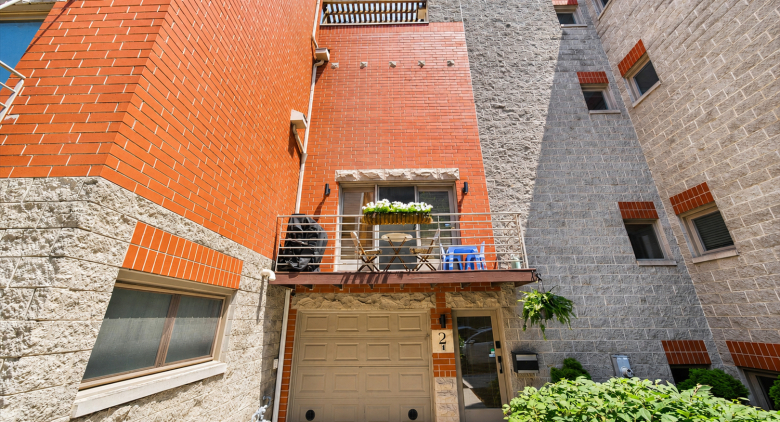 860 N Elston Ave.