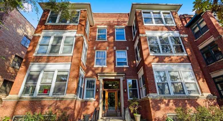 5321 S Woodlawn Ave.