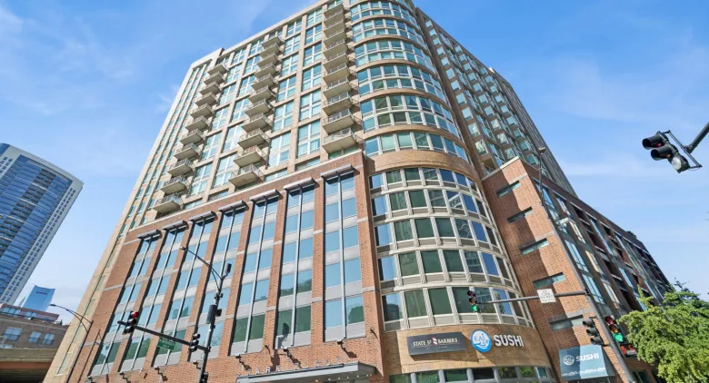 Unit #1001 at 600 N Kingsbury St.