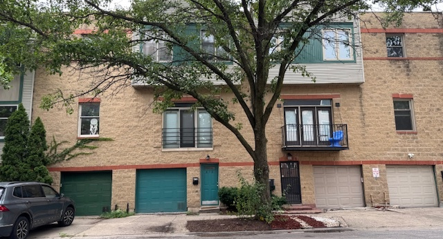 616 N Paulina St.