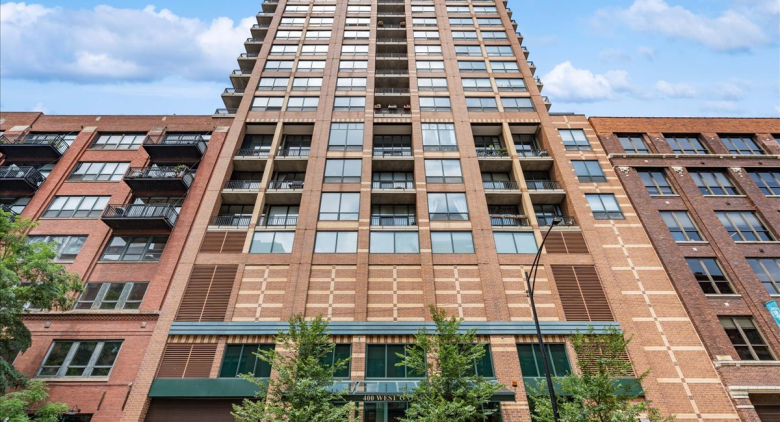 400 W Ontario St. #1404