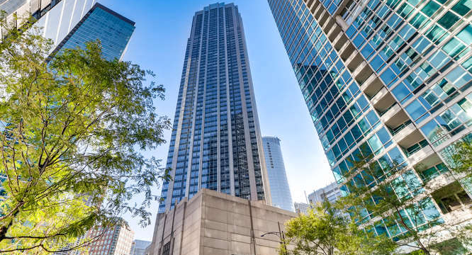 512 N McClurg Ct. #4309