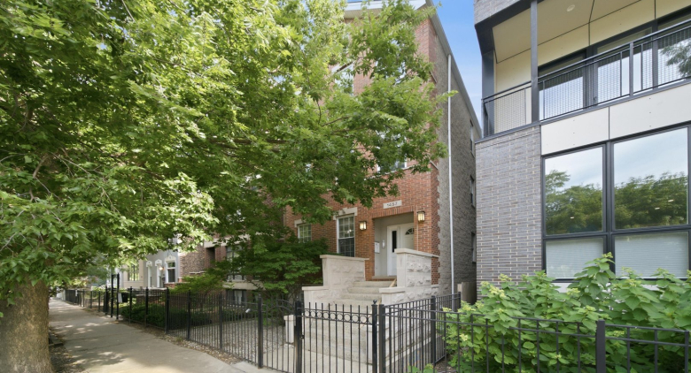 1457 W Fry St.