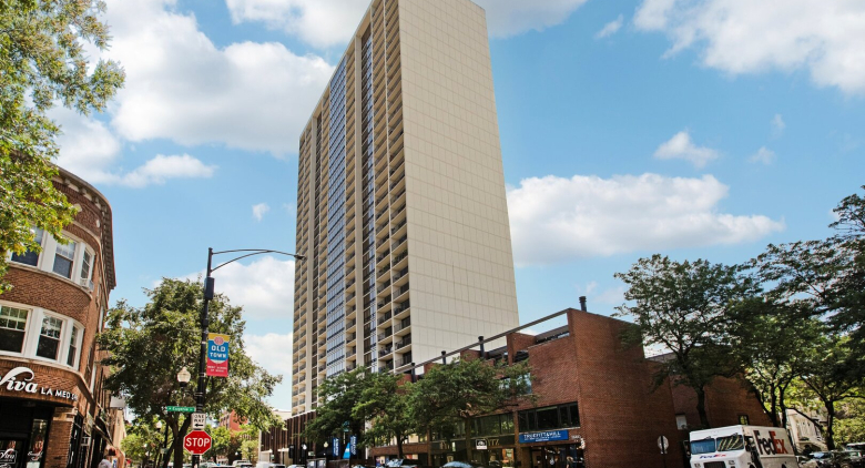 1636 N Wells St.