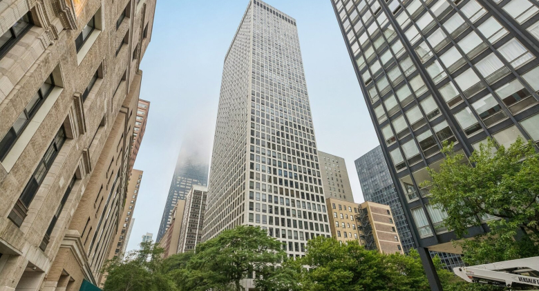 260 E Chestnut St. #2505