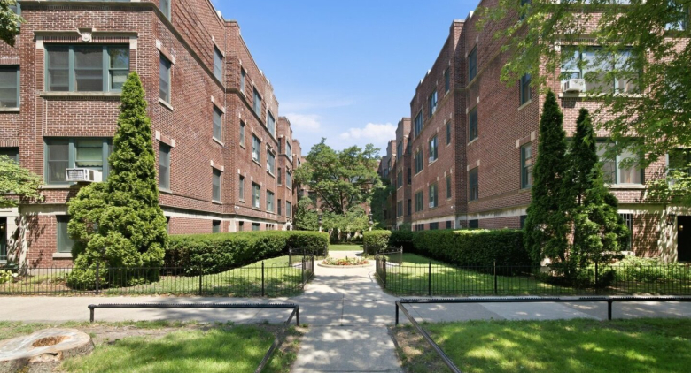 Hyde Park apartment for rent