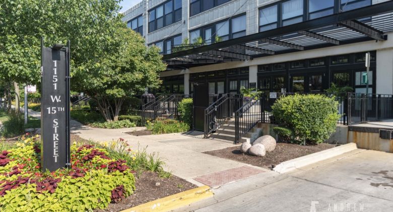 1151 W 15th St.