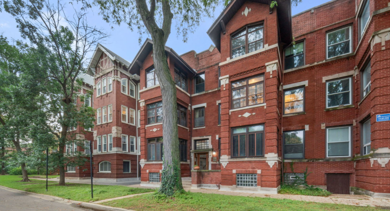 5433 S Greenwood Ave. #2
