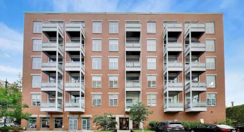 939 W Madison St. #504