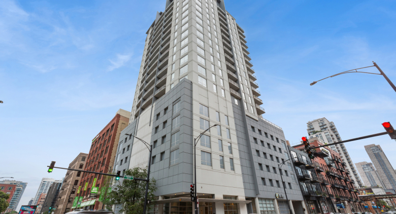 330 W Grand Ave. #1403