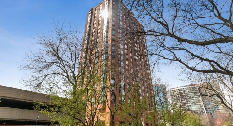 901 S Plymouth Ct. #1101