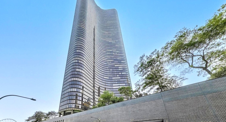 505 N Lake Shore Dr. #1407-1408