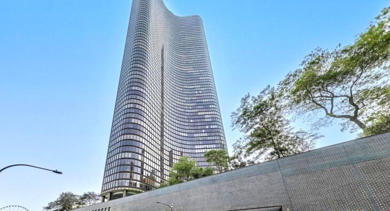 505 N Lake Shore Dr. #1407-1408