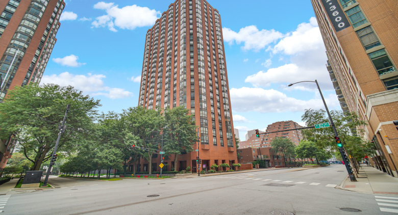 Printer's Row apartment for rent