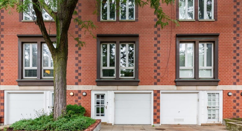 South Loop apartment for rent