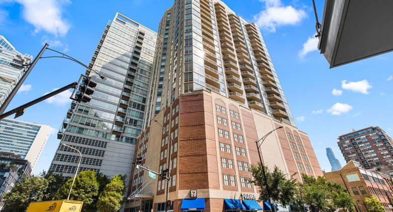Unit #2201 at 645 N Kingsbury St.