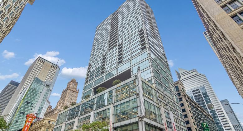 8 E Randolph St. #1207
