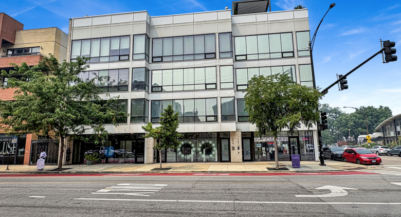 1404 W Chicago Ave.